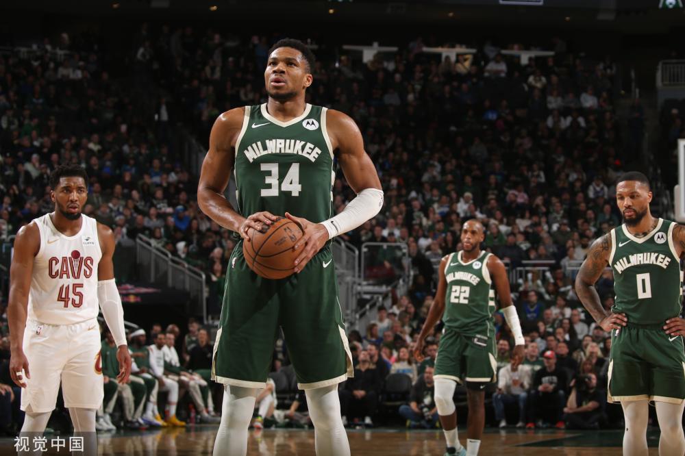 他始终尊重 他始终尊重