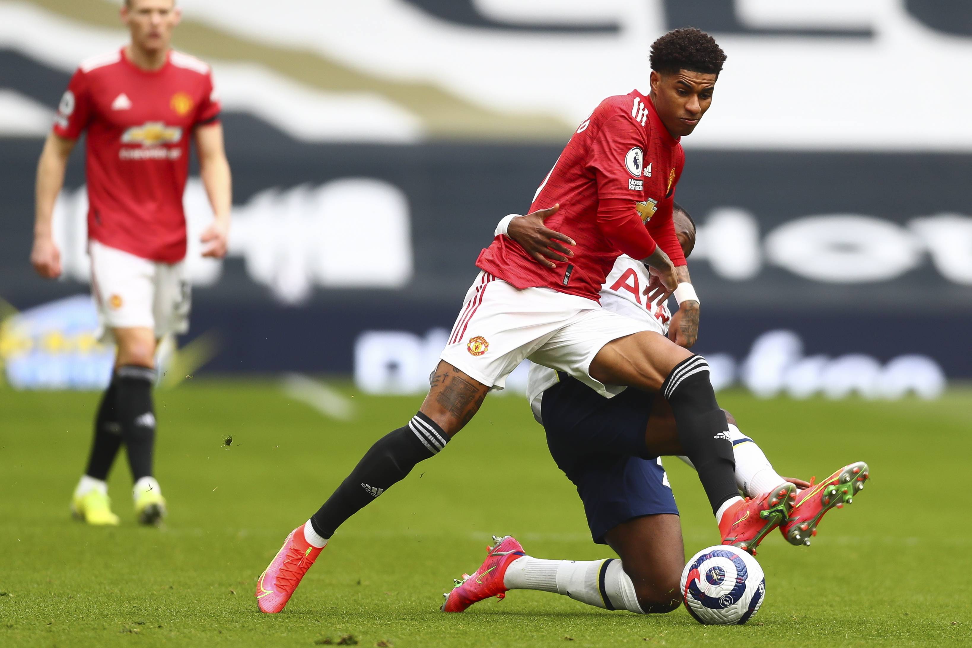 于提升球队 于提升球队