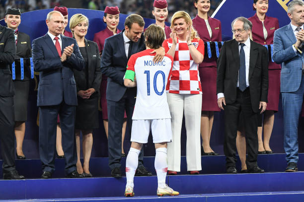 生涯不应仅 生涯不应仅