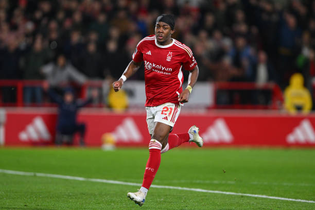 帮助球队取 帮助球队取